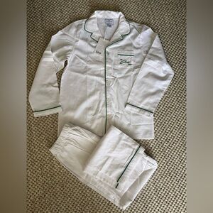 Petite Plume X The Colony Hotel Cozy White Kids Pajama Set with Green Accents
